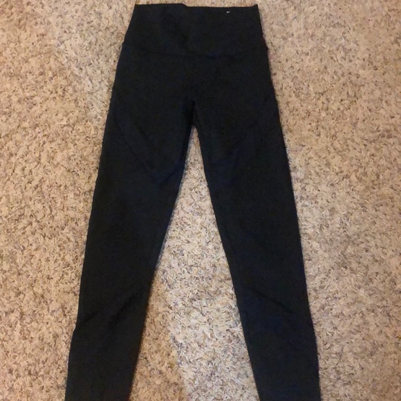 Aerie Leggings w/ Mesh - Picture 1 of 4